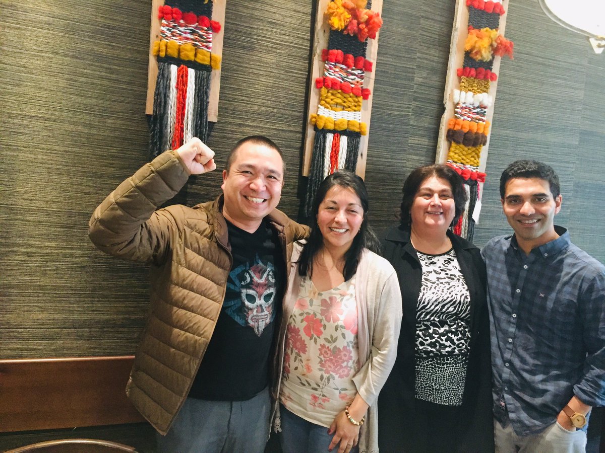 Nuestro primer twitt dedicado a nuestro gran amigo <a href="/SRinconGallardo/">SantiagoRG</a> ...un honor haber compartido contigo jornadas de trabajo y fraternidad 👊🏽👊🏽👊🏽