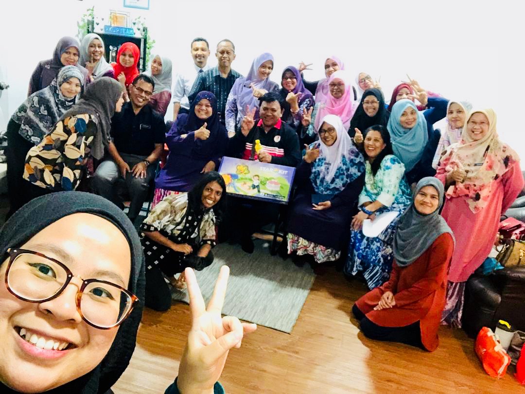 STARKitHQ's tweet photo. Terima kasih kepada guru-guru SK Merbau Sempak, Sg Buloh menghadiri ‘sharing session’ bersama STAR KIT, Brainiac and PKUP team. 
Guru besar yang sporting,cikgu-cikgu yg sentiasa bersemangat untuk memantapkan skill mengajar mereka pakej kpd sekolah yg cemerlang!
Jumpa di sekolah! https://t.co/Ctvo3qSuNK