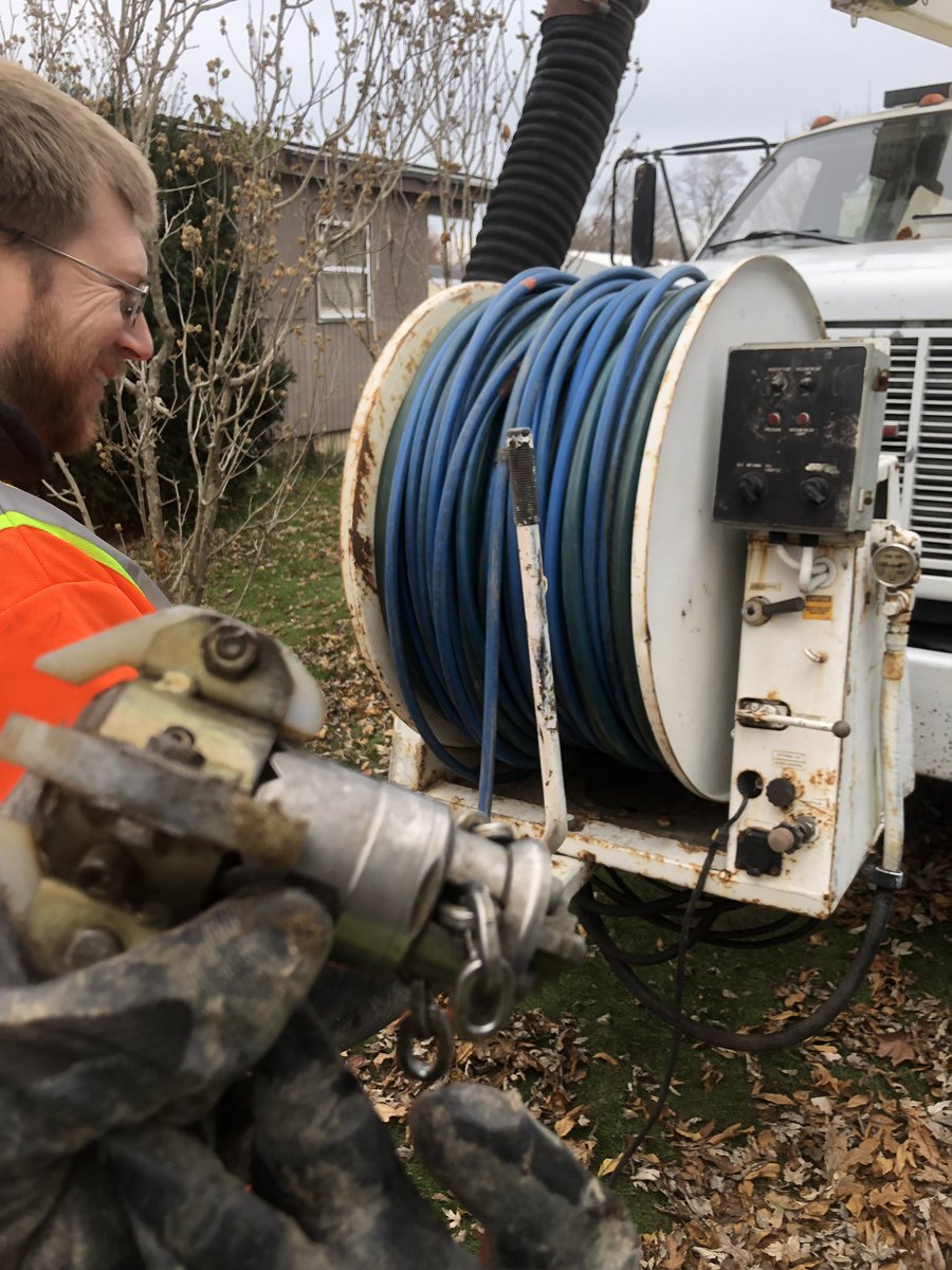 DigItExcavating's tweet photo. Chain cutter cleaning out the roots! ✅👷🏻♂️ #digginit #digitexcavating vating vactor2100 #jetting #chaincutter #sewerline https://t.co/6thkW3IVhB