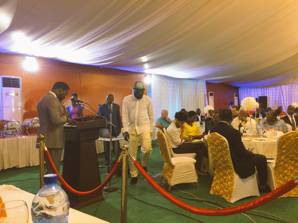 bjlaurenceau's tweet photo. Diner/discussion on the Demographic Dividend & the private sector in Benin.
👏🏽 to the Council of Private Investors in 🇧🇯 #CIPB for the initiative and leadership!
Together we are stronger
#PPP
#InvestInYouth https://t.co/5EIhp71WnW