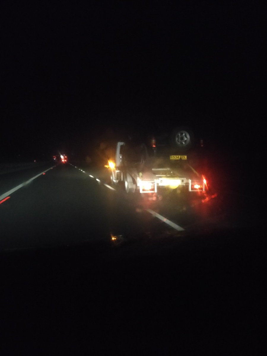 WarwickUltimate's tweet photo. Scenes on the way to Newcastle as we spot a car on top of another car!!! Spooky stuff that. #TheNorth #Carception #BearsonTour #FAB1Live https://t.co/4Rh00Khu3x