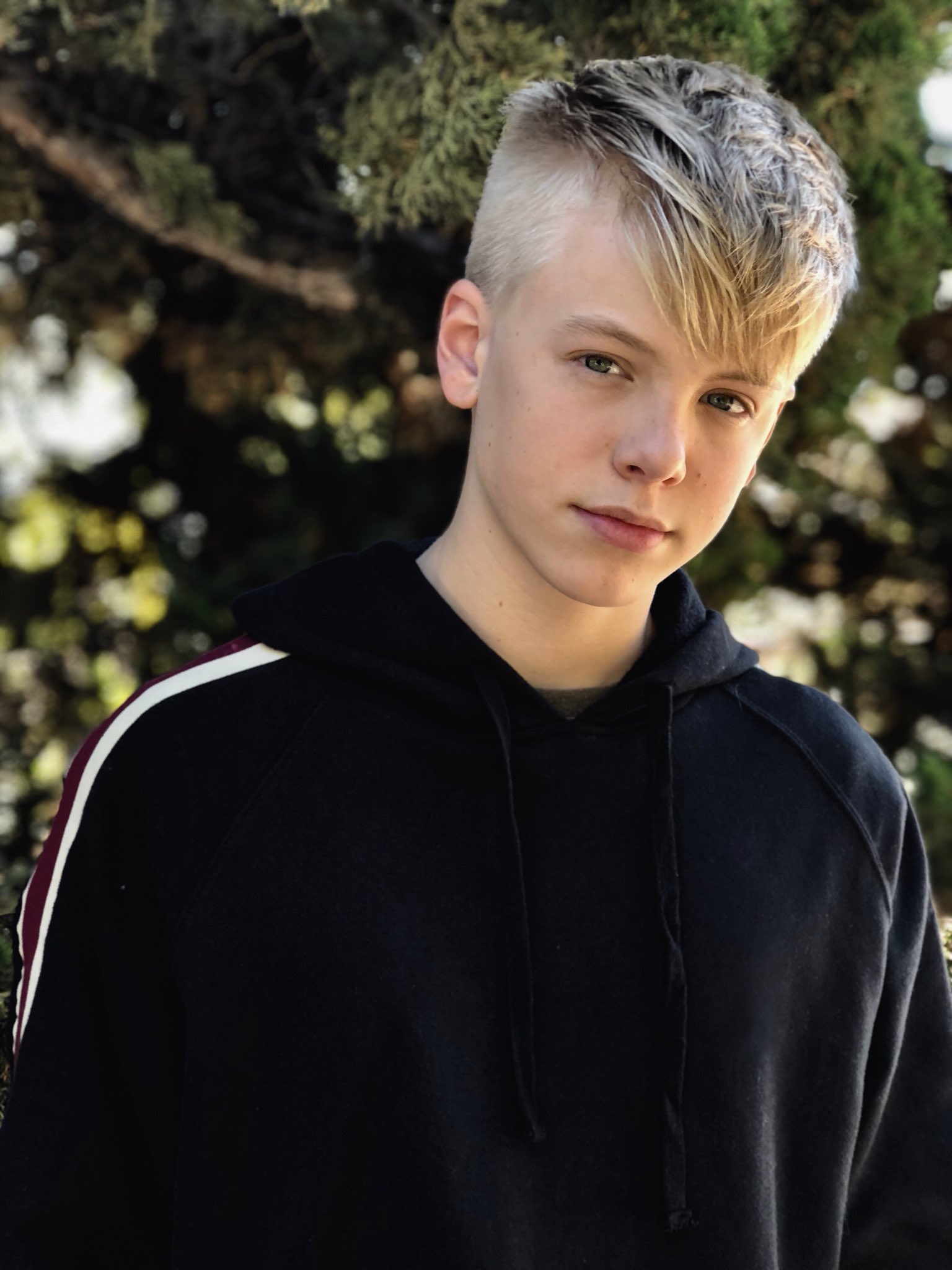 Carson Lueders 17