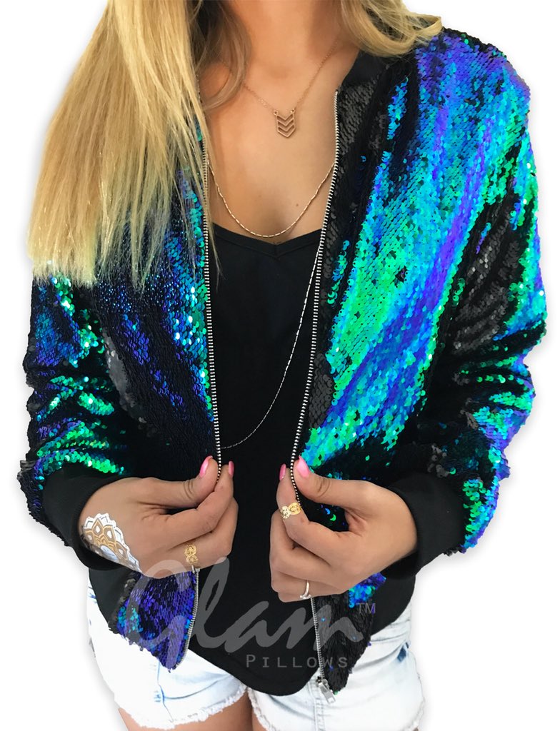 GlamPillows's tweet photo. 💣 Reversible Sequin Bombers 💣

Originally $99.99 • Now Only $39.99

Buy Now 👉 https://t.co/IiJMKJFJbj 🧜‍♀️ https://t.co/zZ66MmQFO1