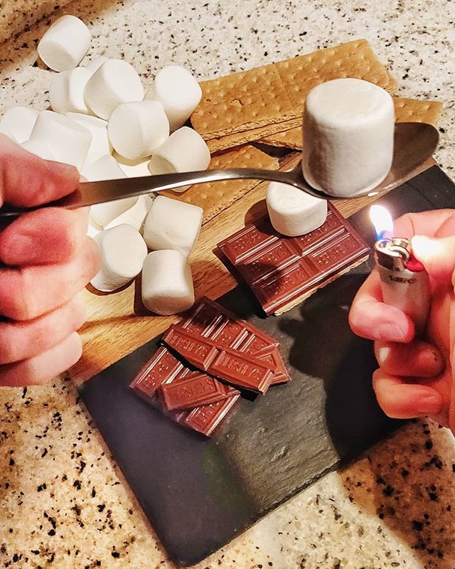 UntappedTravel's tweet photo. When you're craving smores but don't have a campfire. 🔥

#hilarious #funny #desperate #untappedtravel #crack #marshmello #chocolate #hershey #smores #untappedtravel #silly #dormlife #drugs https://t.co/33rjNN45dh https://t.co/zC6Auo8N70