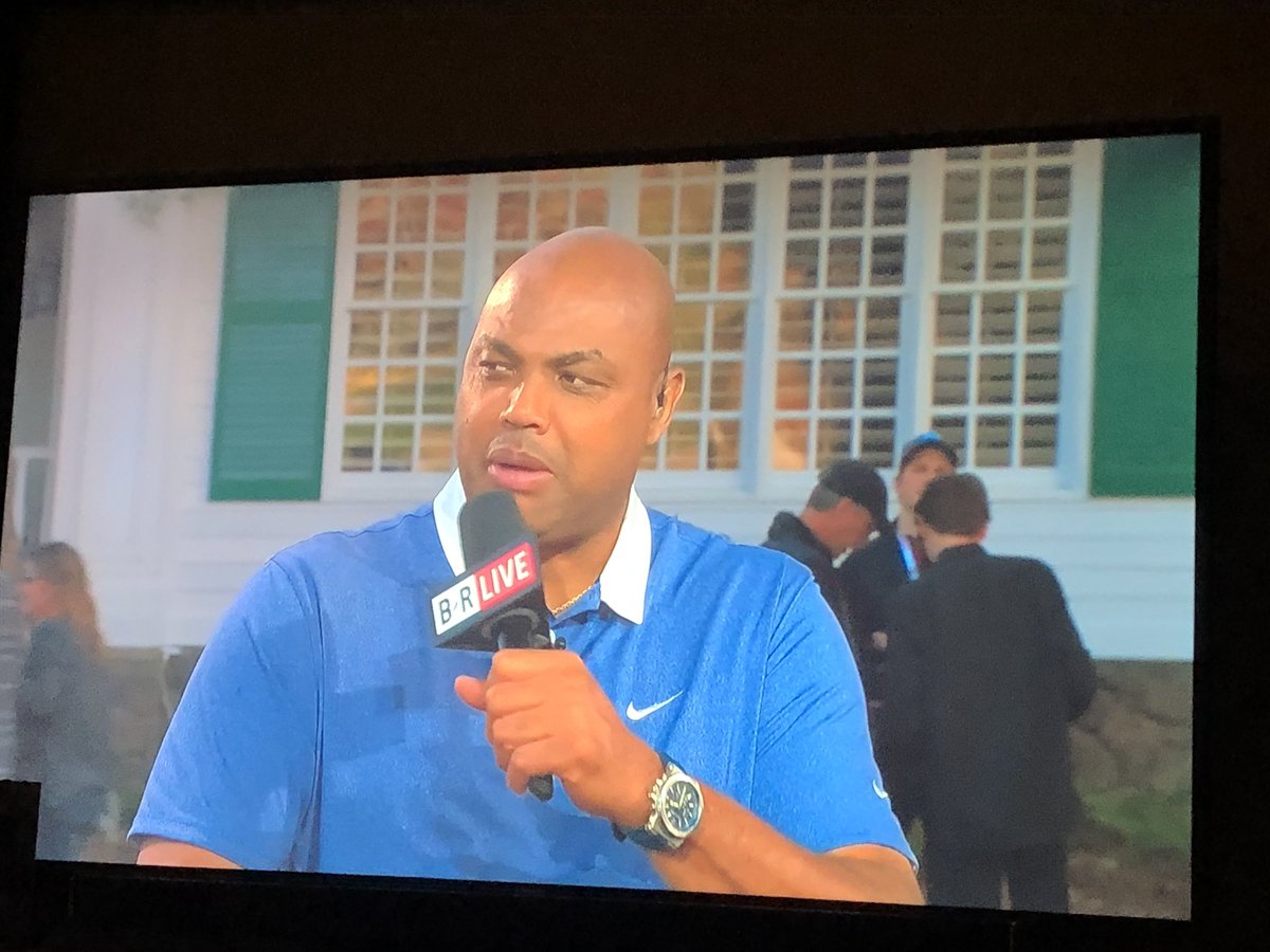 RichD416's tweet photo. We need @KevinHart4real as our on course analyst!!!!  #TigerVSPhil  Charles....I’m all over your wager!!!!! https://t.co/fTxjeDsler