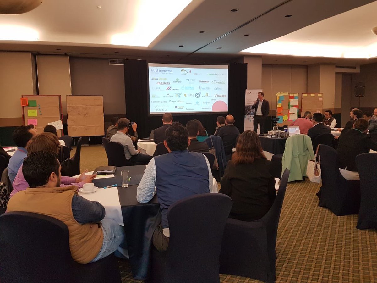 GreenMomentum's tweet photo. Hemos llegado a la presentación de resultados obtenidos durante los 3 días de trabajo del taller @laboftomorrow en generación solar distribuida a través del acceso a los Certificados de Energía Limpia. ¡Gracias a los asistentes por su activa participación! https://t.co/tieVZNURPx