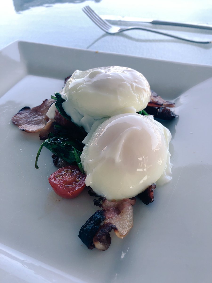 Cooking a delicious breakfast with local produce in Cairns #cairns #harbourlights #mungallicreekdairy #mungallieggs #fnq #biodynamic