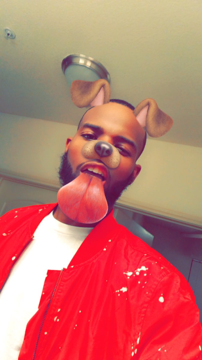 KoachRob_'s tweet photo. Bihh Imma Dawg #Roof ๐ถ #2Niceee https://t.co/oNhkhHkyey