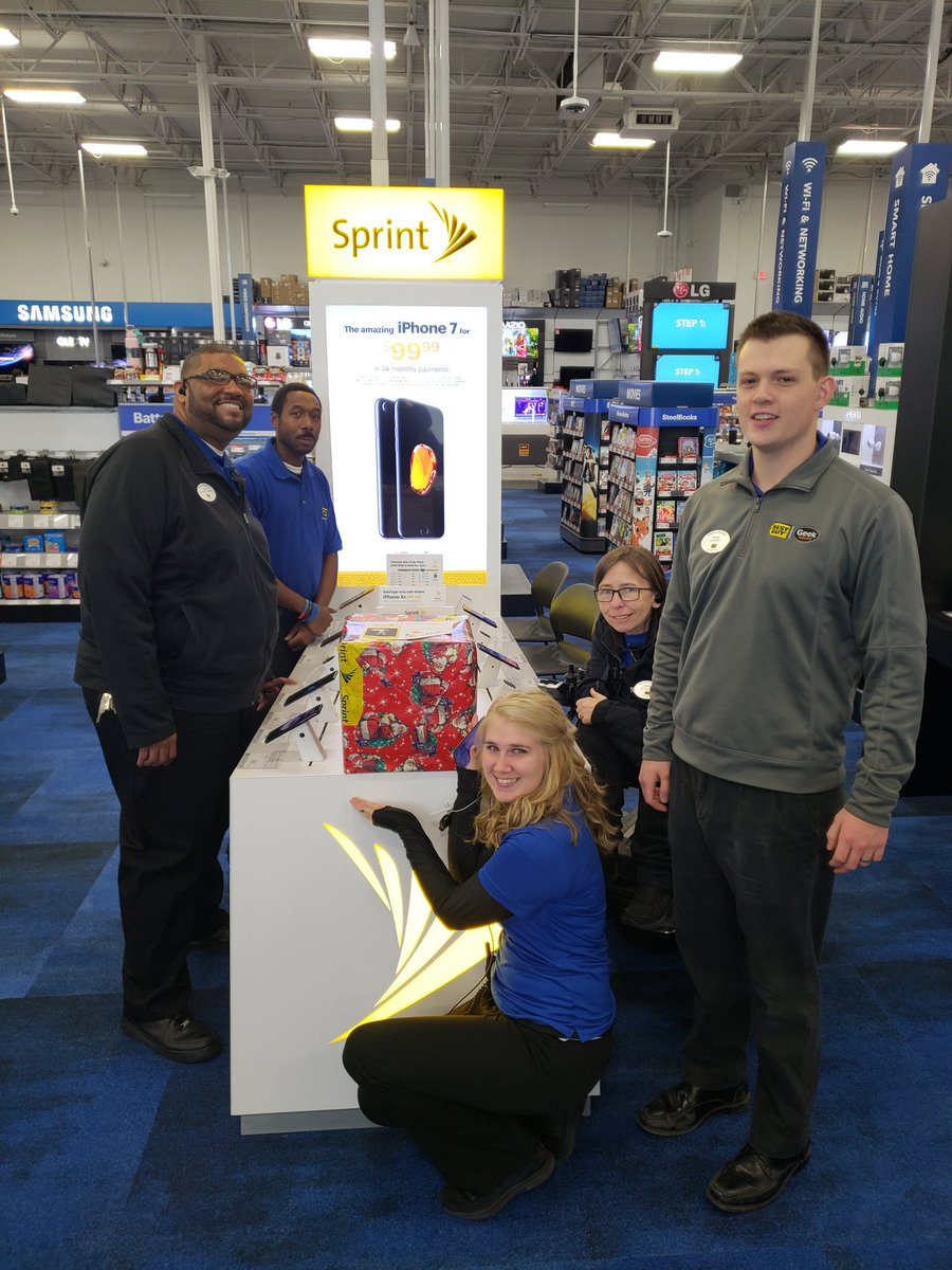 When all the vendor reps love what you bring them.  Winning hearts&amp;minds!!  <a href="/kimwhite4/">kim white</a> <a href="/kruzeman/">Константин Круземан</a> #sprintOwnsNR #kruzectrl