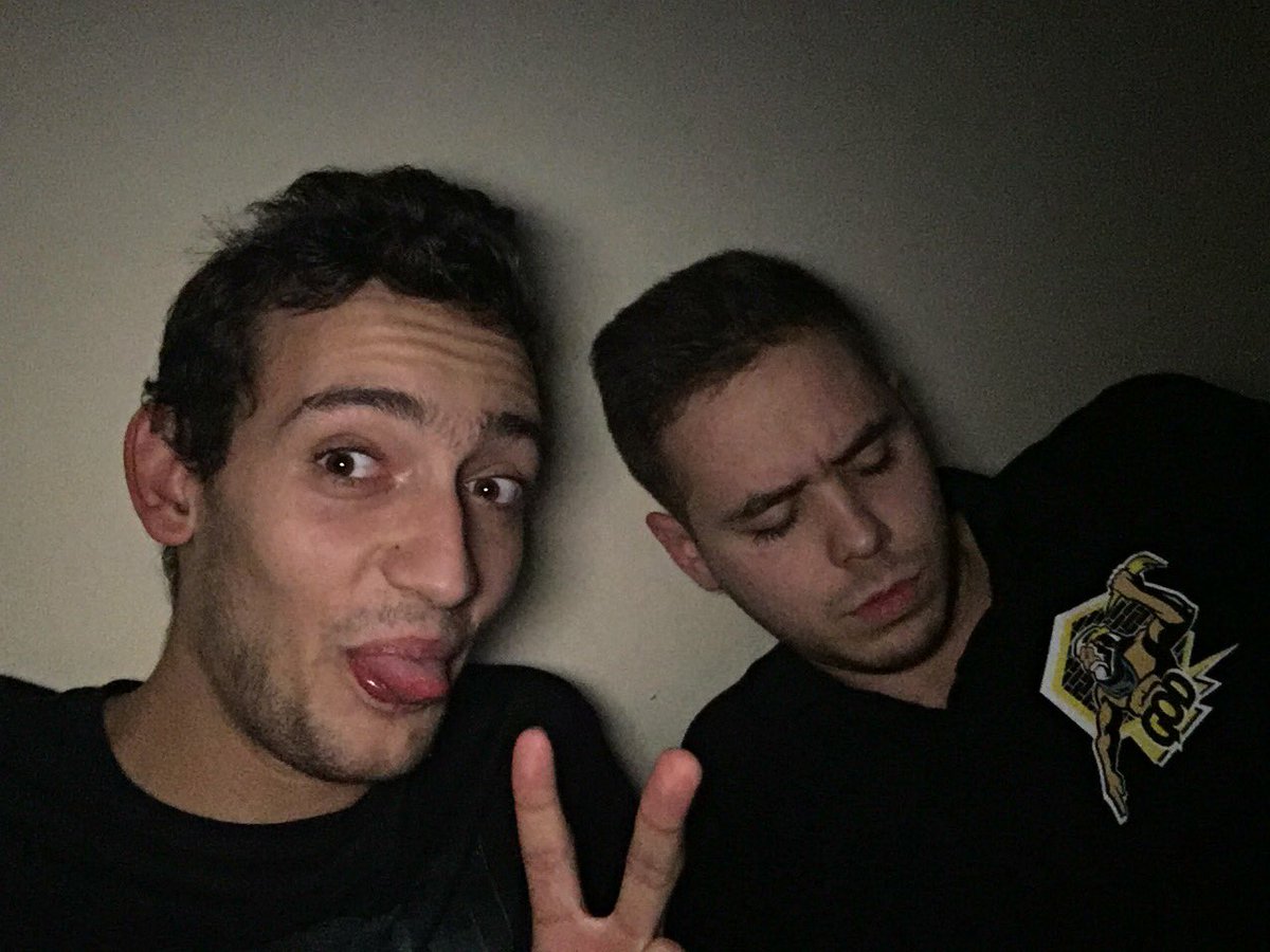 tothiadam's tweet photo. Chillin’ /w my boi @bencerutkai xde https://t.co/GdNtcfbPuU