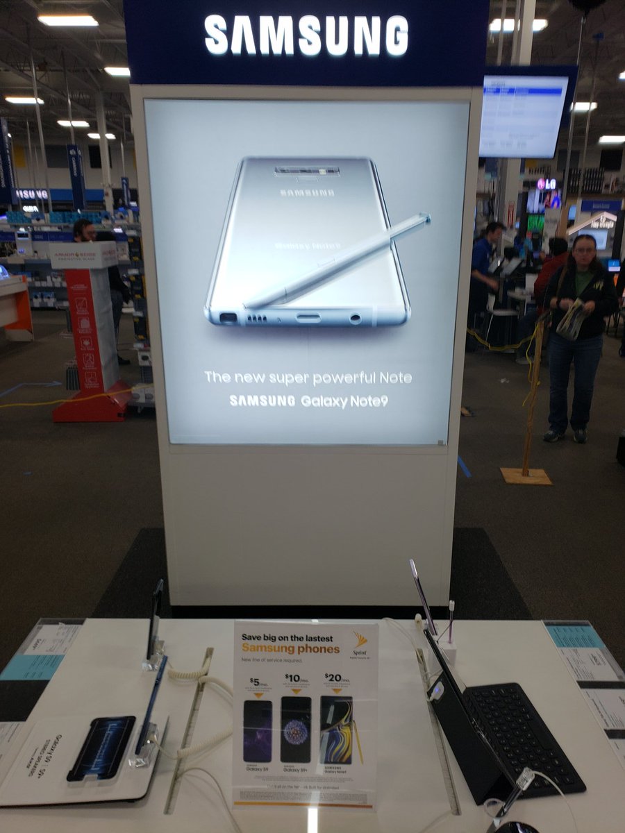 Still rolling at Best Buy!
<a href="/kimwhite4/">kim white</a> <a href="/kruzeman/">Константин Круземан</a> #SprintOwnsNR #kruzectrl