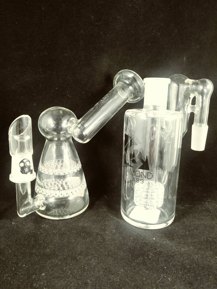 AtmosphereSmoke's tweet photo. Hope everyone had a great Thanksgiving! For our #BlackFriday sale we're doing 15% off all glass!  This #doublehoneycomb rig is just $90 before discount and this #DiamondGlass matrix recycler ash catcher is $55.  Come on down! #smokelocal #shoplocal #bigskyMT https://t.co/OPQ5wIkBXl