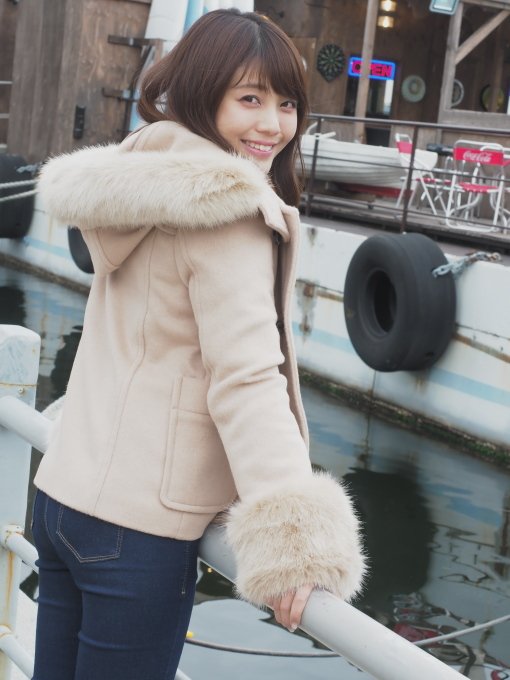 michelle_7986's tweet photo. #Airi MinatoMIrai Excursion part.2 @momo24090851 @momo_camera #aroundNipponmaruMemorialPark #canalside #froatingbistro #halfcoat #rienda #winterfashon https://t.co/iaa1jrovpN