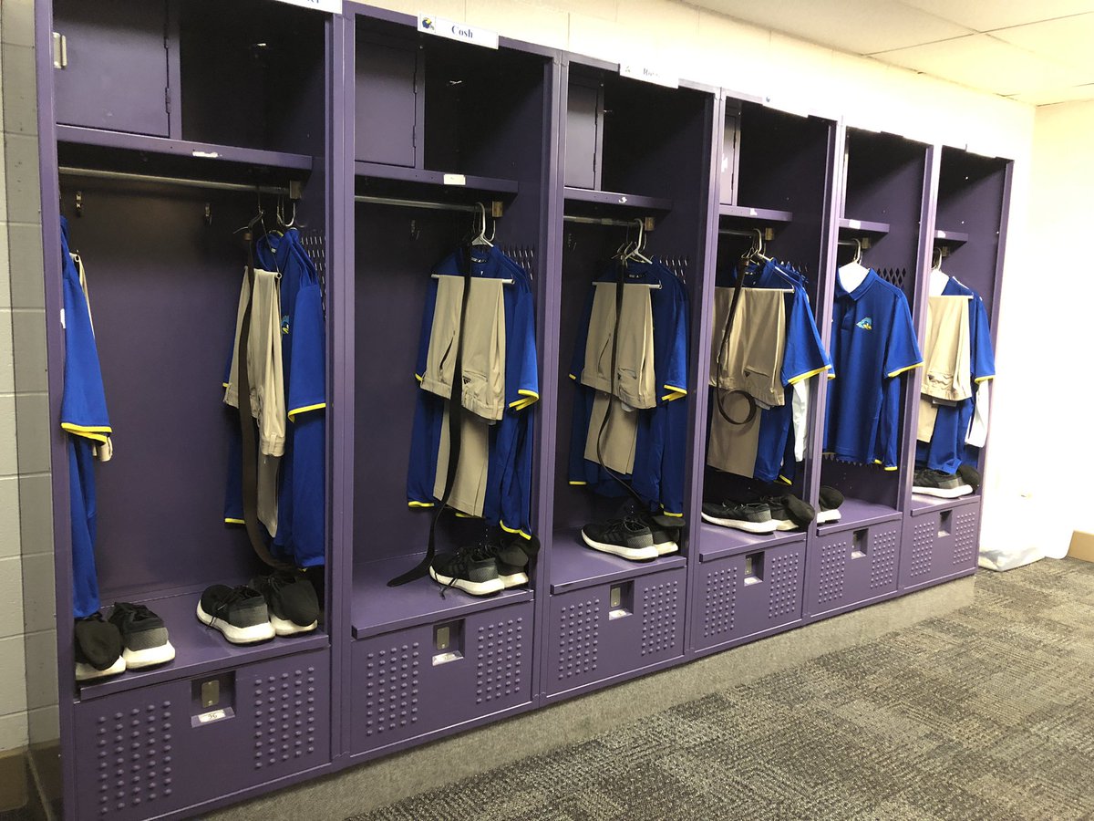 ButlerSamanthaC's tweet photo. Playoff set up for the coaches https://t.co/6nwQgHu48K