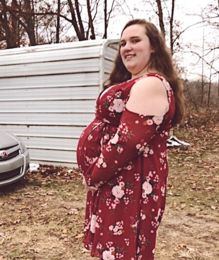 anyateninty's tweet photo. #27weekspregnant #89moredays https://t.co/dAxK9t32RY