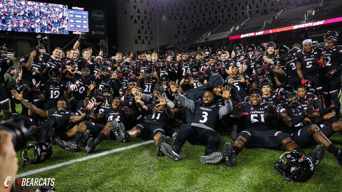 For the 7th time in program history and 1st time since 2012, <a href="/GoBearcatsFB/">Cincinnati Football</a> has a 10-win season!

#Bearcats