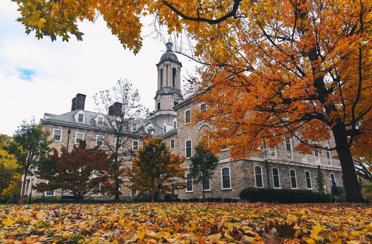 penn_state's tweet photo. Old Main in fall = 😻

Take in these Cold Main photos, in a #FlashbackFriday gallery to just a few weeks ago! 

Thanks to Instagrammers manoj_malviya_, Jackie McDonald, Amanda Byrd and abhi_adhikari3 for these snapshots. https://t.co/k84gKGTxM0