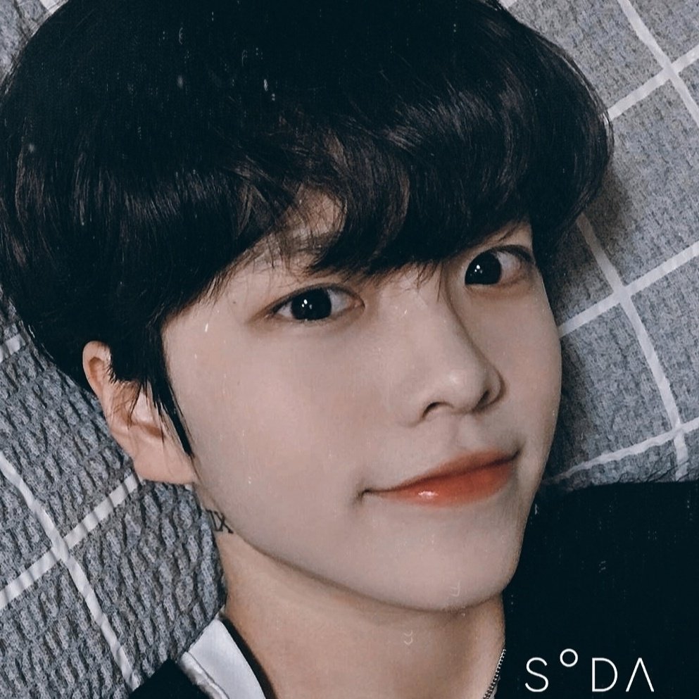 kimdaehan_ tweet picture