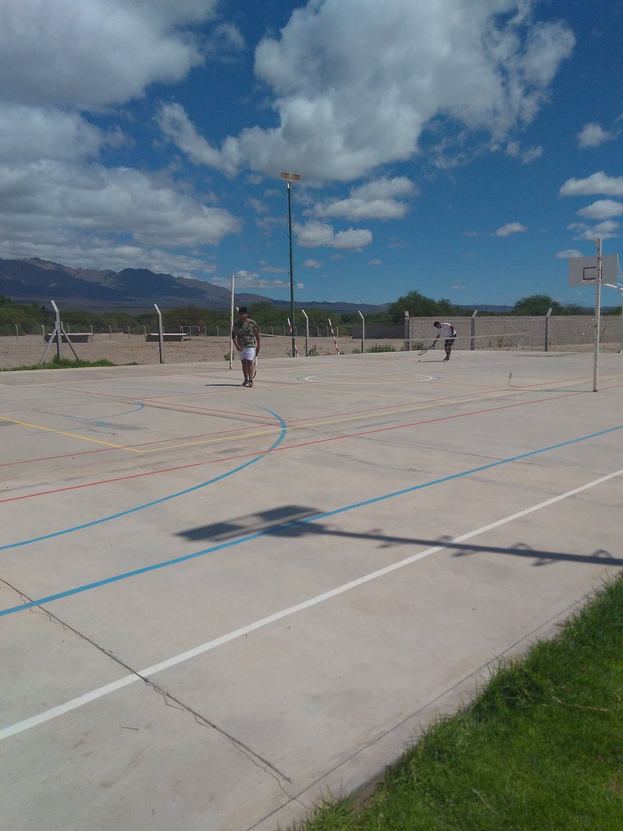 DanielAciar4's tweet photo. #MareaAzulDeporteYRecreacion
#CAJ3155Animaná
#Tenis #Deporte
@TorinEugenia @Emilse57181173 @fguillesaavedra @chuecocalderaok @larubita70 @yoyballon @diegojamoreno @artydance23 @aniberruezo @UrtubeyJM https://t.co/bDHxr8lriY