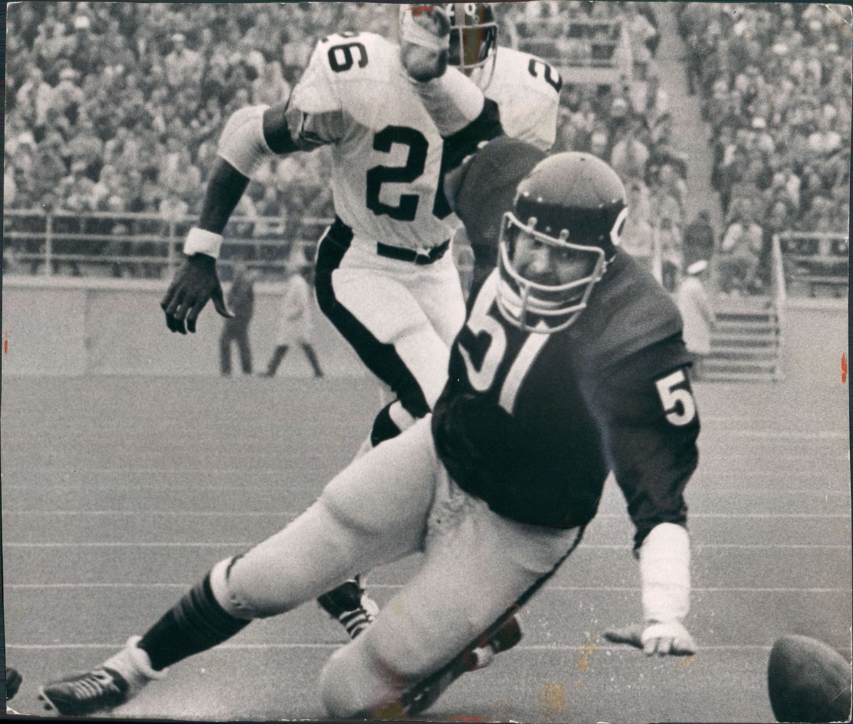 Chicago Tribune Sports (@chicagosports) on Twitter photo As you watch the IHSA state championships, check out our list of the 50 greatest NFL players who played prep football in the Chicago area, selected and ranked by <a href="/Larkin_Will/">Will Larkin</a> and <a href="/Timbannon/">Tim Bannon</a> 
Who's your No. 1? trib.in/2BnZoy2 As you watch the IHSA state championships, check out our list of the 50 greatest NFL players who played prep football in the Chicago area, selected and ranked by <a href="/Larkin_Will/">Will Larkin</a> and <a href="/Timbannon/">Tim Bannon</a> 
Who's your No. 1? trib.in/2BnZoy2