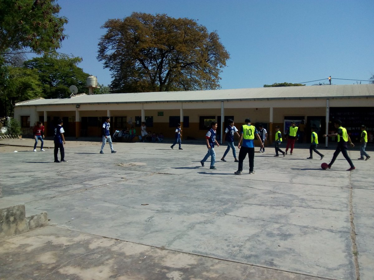 AylanDavid's tweet photo. #MareaAzulDeporteYRecreación

 @jju_lio @carla_teran26 @lescano_marite @fguillesaavedra @patriciapinasco @artydance23 @Escuelabierta1 @aniberruezo @juancarlosvilc https://t.co/ovd9ilHrkX