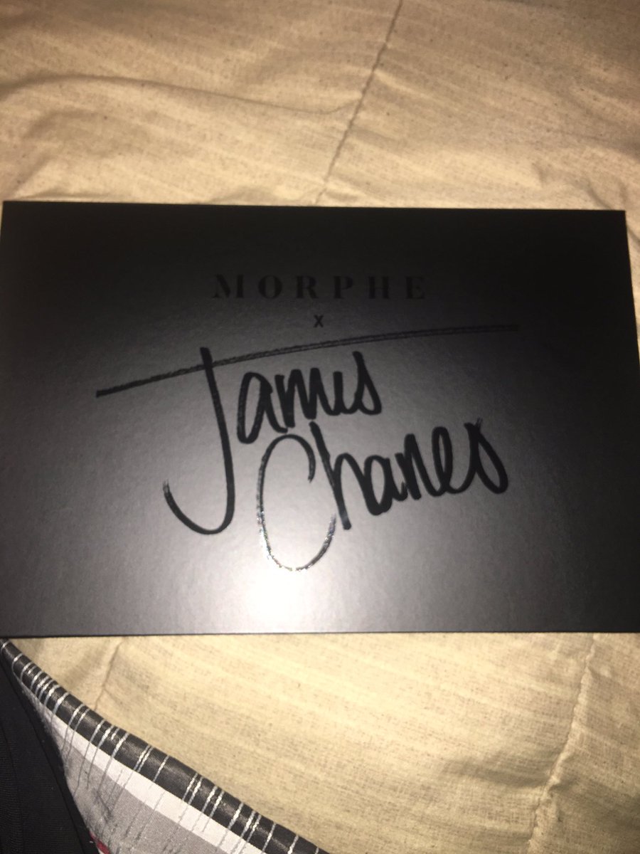 Clark_Kent28's tweet photo. I got my @jamescharles pallet with @MorpheBrushes 😁😁😁. #JamesCharlesXMorphe https://t.co/wIAEQi5UpB