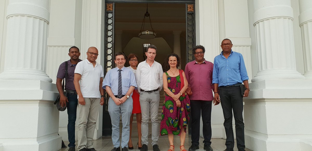CHANTIERecole's tweet photo. Rencontre avec le Sous-préfet et la DIECCTE de la Martinique pour parler développement de #IAE sur le territoire avec @Ursiae972 #EntreprisesSocialesApprenantes https://t.co/81a7AwQ70T