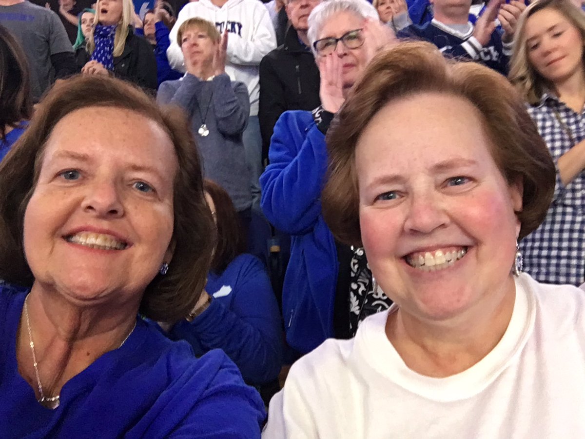 UKfandeb1901's tweet photo. #WeAreUK https://t.co/7KMgnLG77c