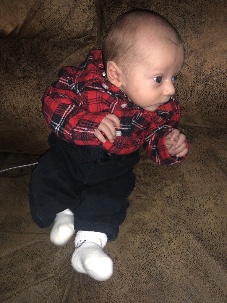 shaydeamead's tweet photo. Handsome little boy 😭😍 https://t.co/vtFyEJuwub