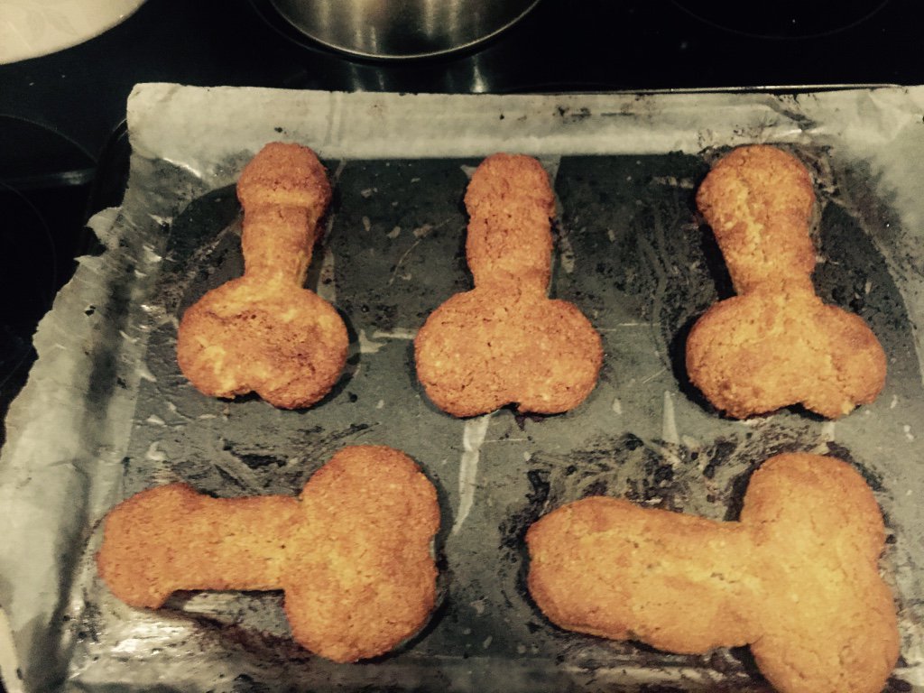 thequirkchroni1's tweet photo. Check out episode four of The Quirk Chronicles?  Be on the lookout for  "the penis cookies/biscuits?" Can you guess why they are unique? https://t.co/dgZwwJlVK1 https://t.co/Lsc6Ri31o5 #glutenfree #baking https://t.co/cG3eSNVZsQ
