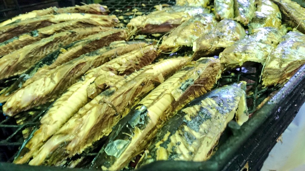 わさびの田丸屋本店 できたてホヤホヤの鰹節 新丸正さん 美味しい鰹節をありがとうございます 新丸正 田丸屋コラボの かつお節ポテトチップスわさび味 は日高昆布が入った当社のわさび塩が元から入っています ツンとうまいポテチなんです 田丸 わさびの田丸屋本店 できたてホヤホヤの鰹節 新丸正さん 美味しい鰹節をありがとうございます 新丸正 田丸屋コラボの かつお節ポテトチップスわさび味 は日高昆布が入った当社のわさび塩が元から入っています ツンとうまいポテチなんです 田丸