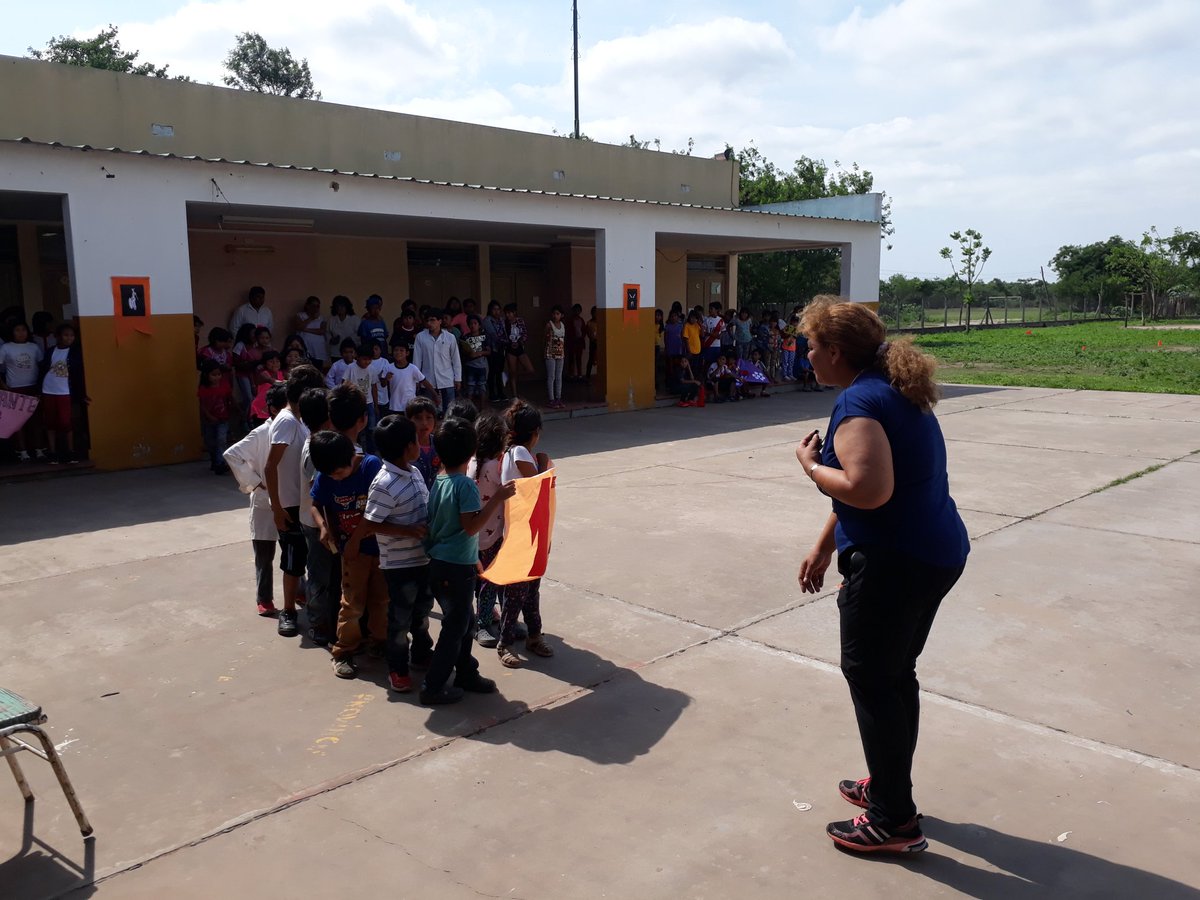 TiagoDegoy's tweet photo. Ornamentacion de los juegos #MareaAzulDeporteyRecreación #lapachouno4804 #Tartagal #ESA #CPPS @fguillesaavedra @UrtubeyJM @aniberruezo @larubita70 @patriciapinasco @AlancayDel @artydance23 https://t.co/MnHYL9PKQn