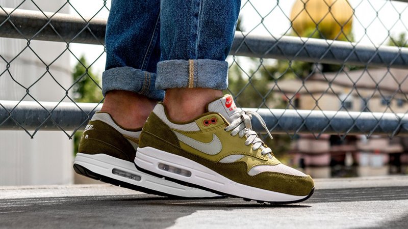 Encommium metgezel Mexico Sneaker Myth on Twitter: "ad: The atmos x Nike Air Max 1 'Curry Pack' Is  Now On Sale For £90 At Nike EU Green Curry &gt;&gt; https://t.co/5M4B06VScH  Red Curry &gt;&gt; https://t.co/elOpvVGBMg https://t.co/YbK98PwX4D" /
