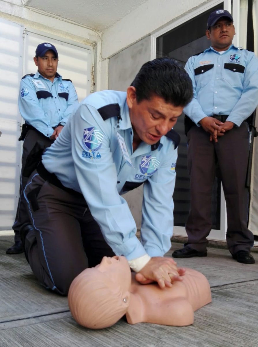 DeltaPrivada's tweet image. #Delta  #Seguridad #Privada !Imparte Curso al 3er y 4to escalón en Técnicas de Bastón Policial PR-24, Primeros Auxilios y Defensa Personal! Através del Centro de Capacitación en Seguridad Integral y Emergencias (COTAI) @DeltaPrivada