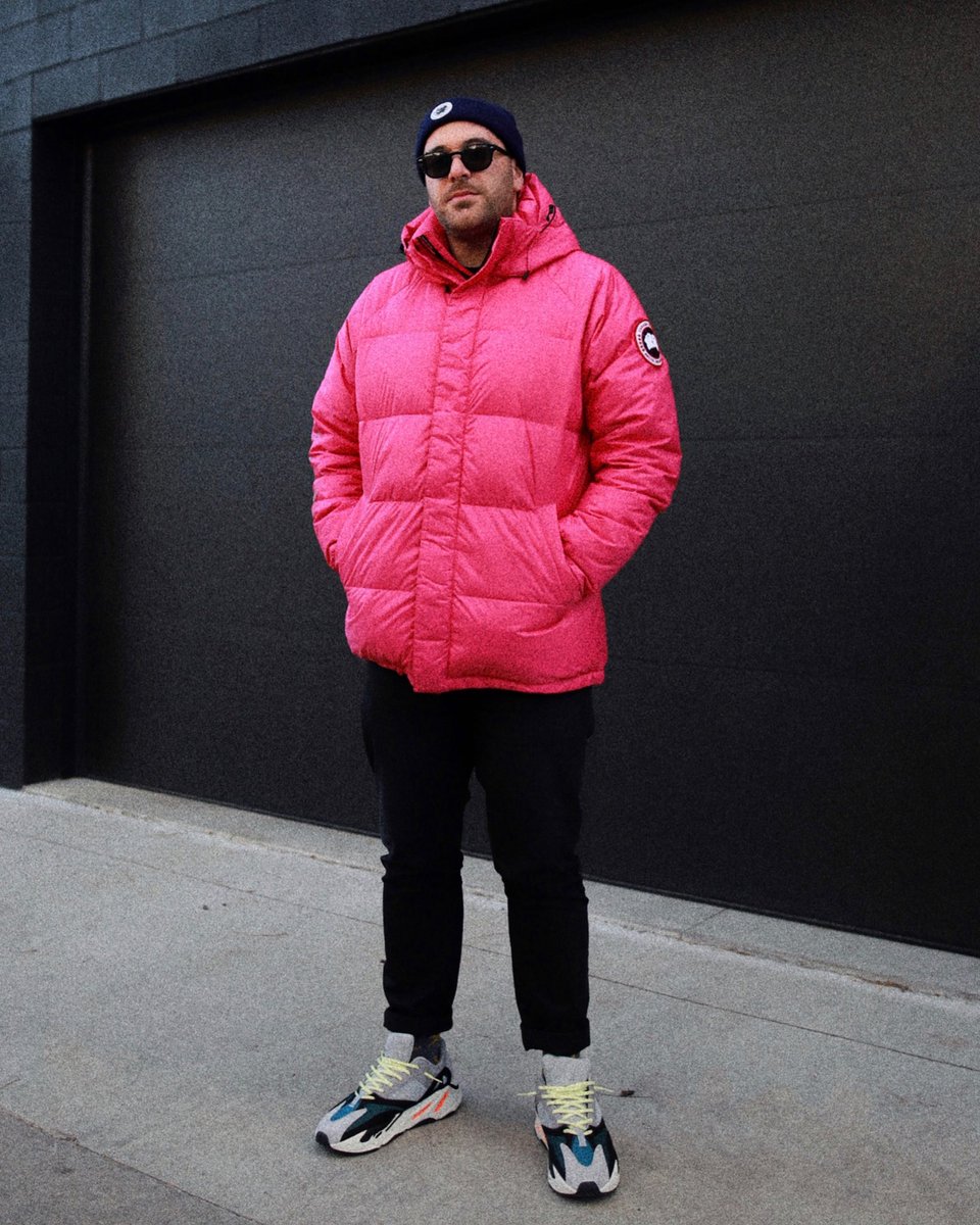SidewalkHustle's tweet photo. If itโs good enough to summit Mt. Everest in, itโs good enough for Canadian winter. ๐#approach18
https://t.co/viL5xZ99Ot https://t.co/OBxUv56NU6