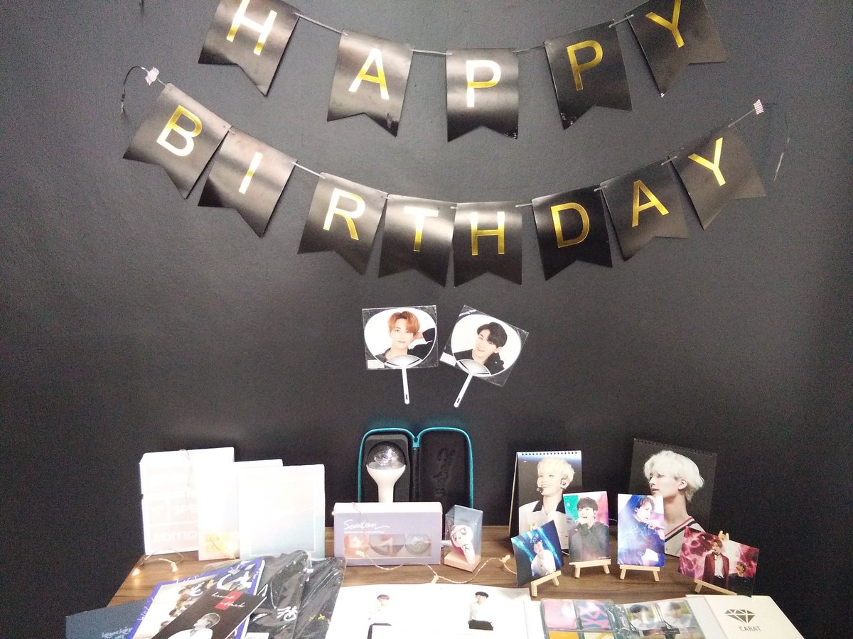 ndya_'s tweet photo. I'm here and the decorations is so pretty. Good job to the organizer @jinyong1008
and her crew💜 Come and grab your cupsleeve from #StarsinNovember and #MY1004DAY event🎊🎉 #CRAZYINLOVE_VOBOxANGEL https://t.co/yr2kg6iCak
