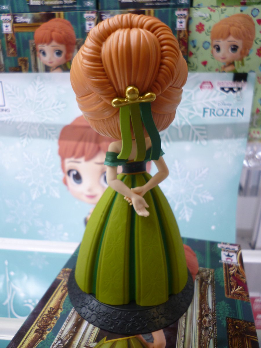 Tac Koriyama クレーンゲーム Q Posket Disney Characters Anna Coronation Style 入荷致しました アナと雪の女王から妹アナの戴冠式での装いが可愛らしくデフォルメ化されたフィギュアです エルサのフィギュアもまだ在庫がございますので是非姉妹