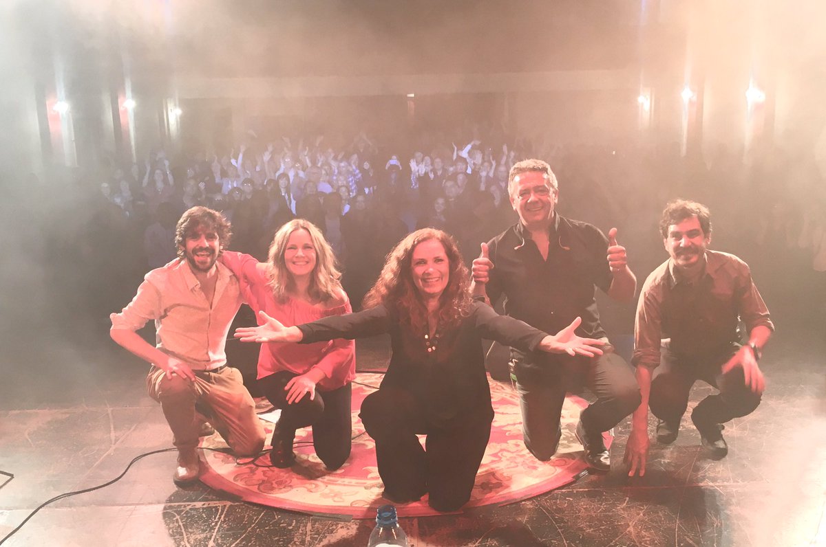 mariasanchez_es's tweet photo. Gracias! #ValentinaAlsina Bella Gente del Sur!!
Gracias!
@pulsargigante @solmihanovich @sanmihanovich #AleDevries #JuanLosoviz #Acústica https://t.co/xO4bF3eyVw