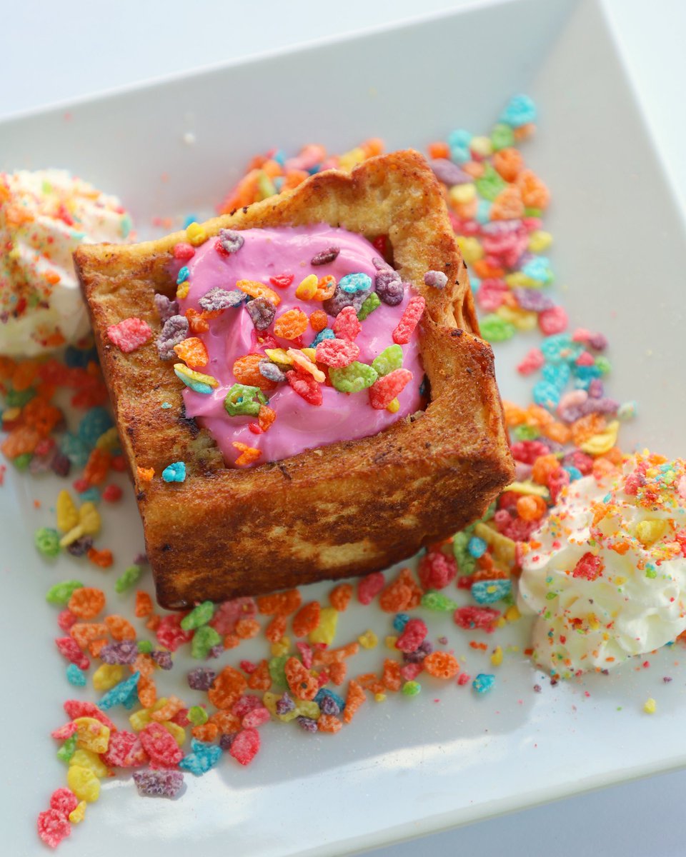 I've partnered with <a href="/AmericanExpress/">American Express</a> to celebrate #SmallBizSat on Nov 24! My #shopsmall spot is Tasty Beach Cafe! #AmexAmbassador #AmexLife