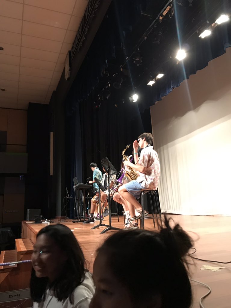 ArtsGis's tweet photo. GARDEN LIVE!! We have The Plastics performing now :) #GIS #MuftiEverAfter https://t.co/YM9IykEdhs
