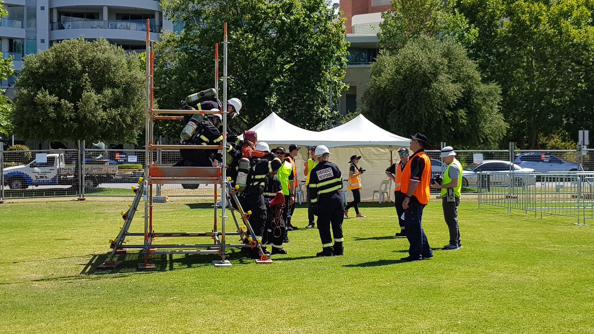 ausgoldindustry's tweet photo. AngloGold Ashanti's Tropicana #EmergencyResponse team were ready for anything at today's Readiness Scenario @MERCinPerth! See more @ausgoldindustry members in action in Langley Park. #mercinperth #merc2018 #ERT #gold #goldmining https://t.co/KoYLTsybsb
