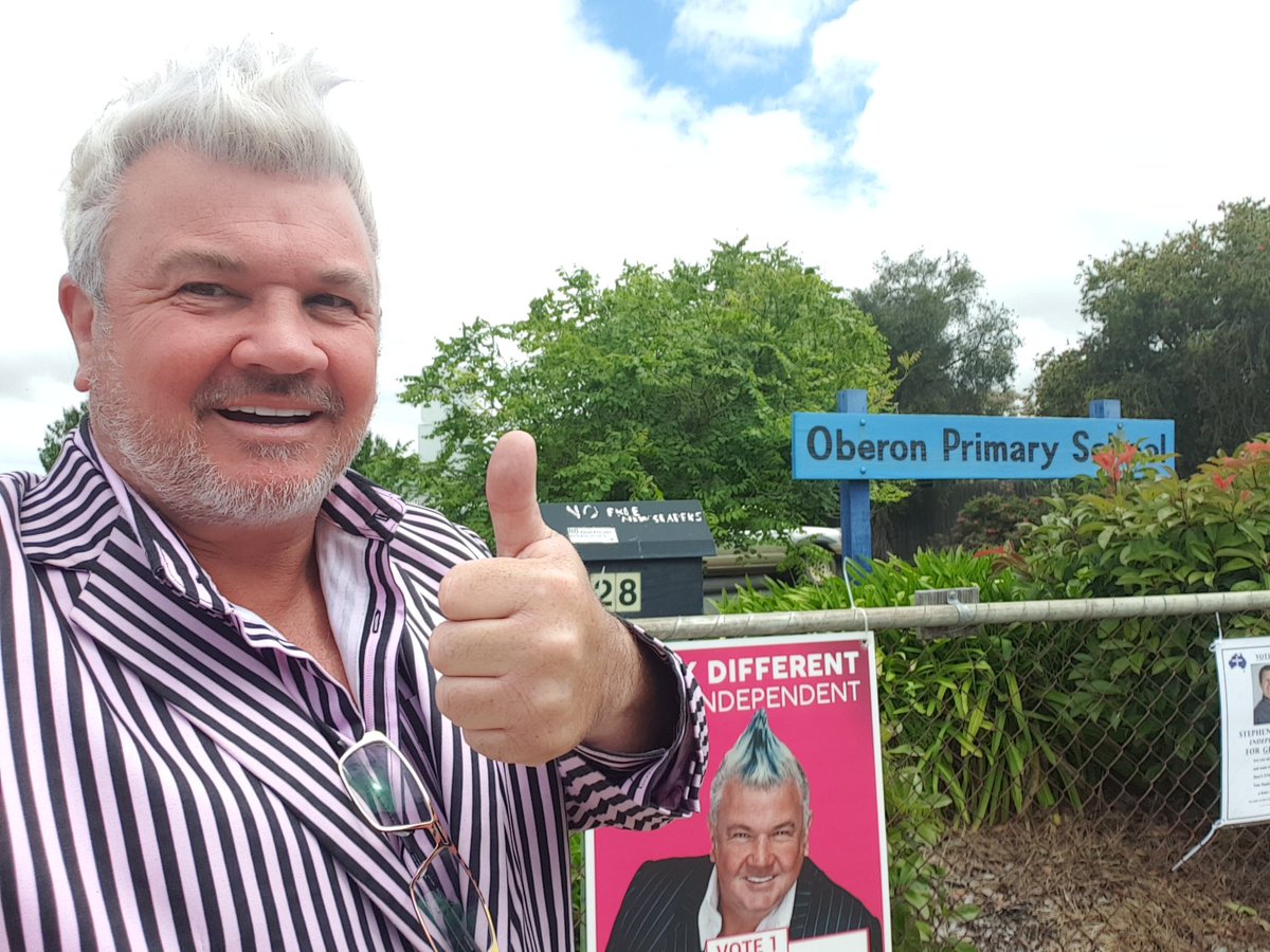 DarrynLyons's tweet photo. Oberon primary #livelovegeelong #thinkdifferent #thinkindependant #VOTE1LYONS #Geelong yes @Lyons4Geelong https://t.co/kfmQ4KmIxV