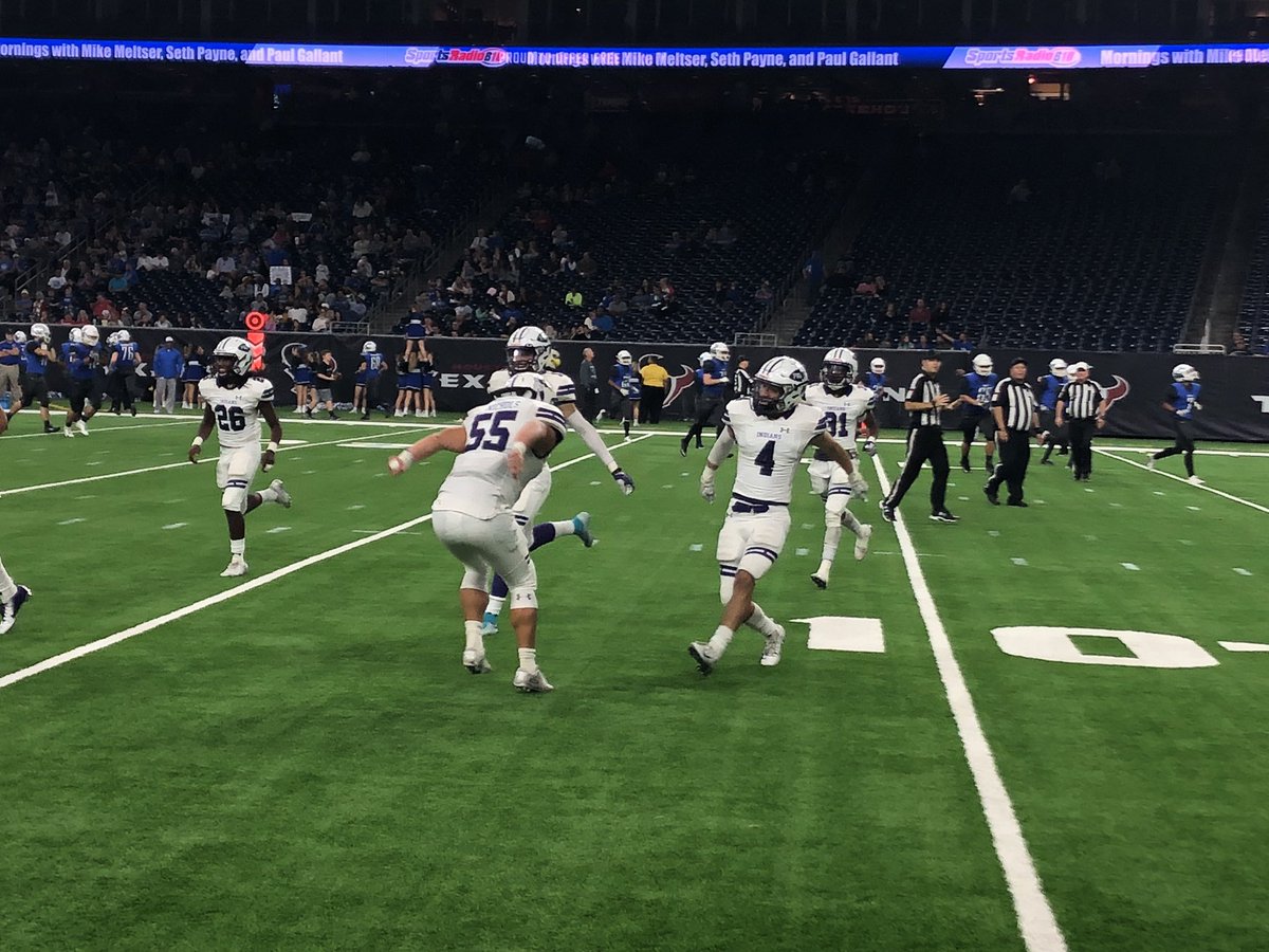 jdeckert9's tweet photo. Kade Martin interception for PNG! PNG 43. Lindale 21. 3rd Qrtr. #pngproud https://t.co/KSr63X03FY