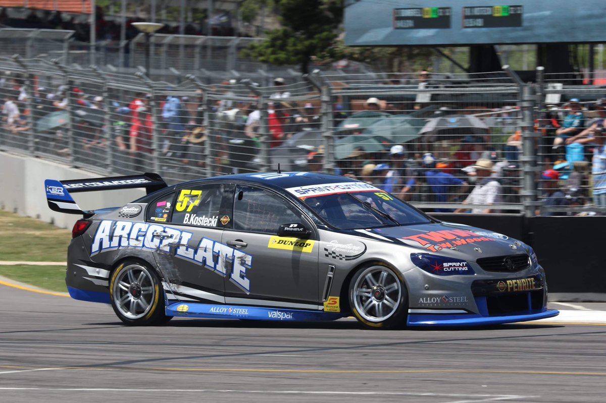 That’s a win! Mega drive by Brodie to take out race 1 👊🏼 Jake stormed through to finish 9th. Kurt finished 18th after being turned around and dropping to the back.
We’ll do it all again tomorrow! 
#KBR #Super2 #VASC