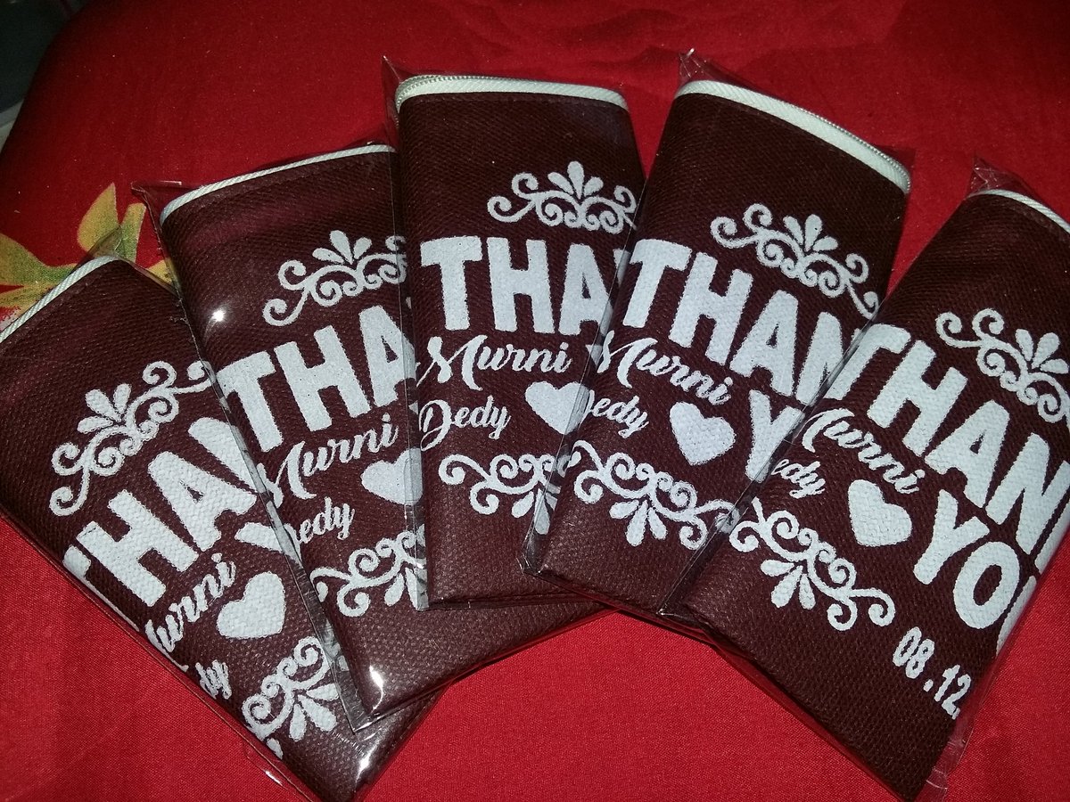 umy_mega's tweet photo. Order wa 085 616 947 38
Cantik yaa pouchnya.cocok buat souvenir wedding kalian https://t.co/X7DeFFGlwP