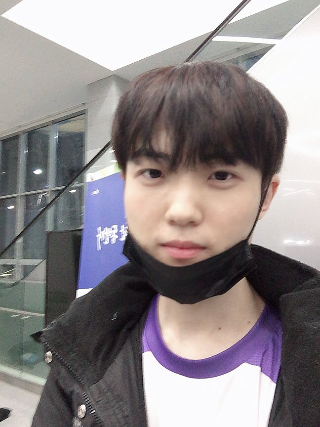 balconi_mura's tweet photo. 레인저스!! 뽀삐 스카손 멘순 월클
긴말 안할게요 최고 🤤😆❤️
점점 셀카 실력이 느는 그들....^^7
#오피게이밍 #레인저스 #헌터스 #TOP #Op_gaming #rangers #hunters https://t.co/VKxZQlKdFt