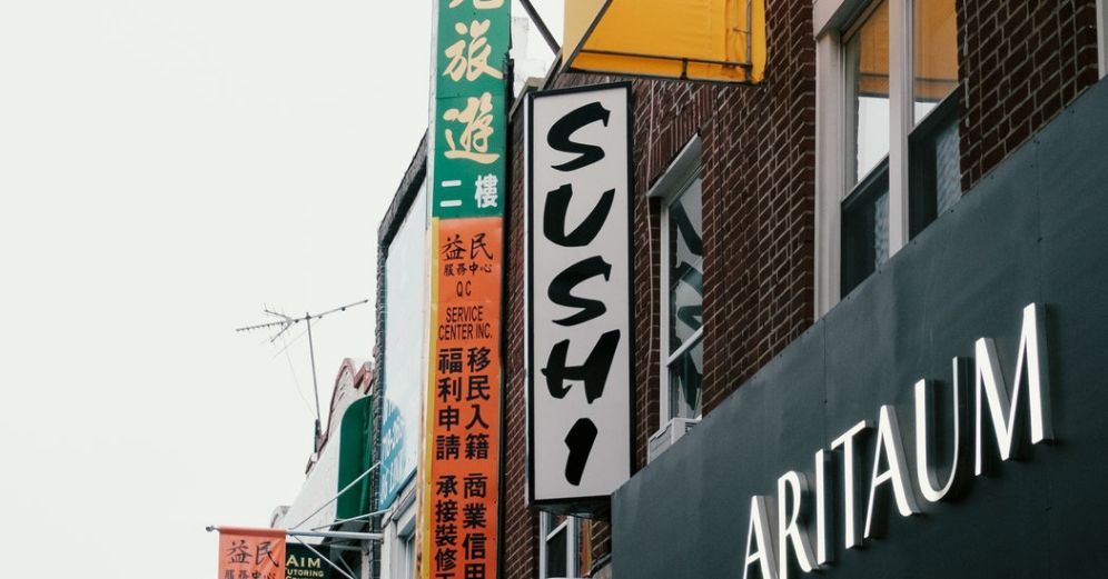 atulkarmarkar's tweet photo. Nice read on how "Choc", a quirky calligraphic typeface drawn by a French graphic designer in the 1950s, has taken over storefronts in New York #typography #calligraphy  https://t.co/j7aaEjdxs9 https://t.co/zdT2byEBNT
