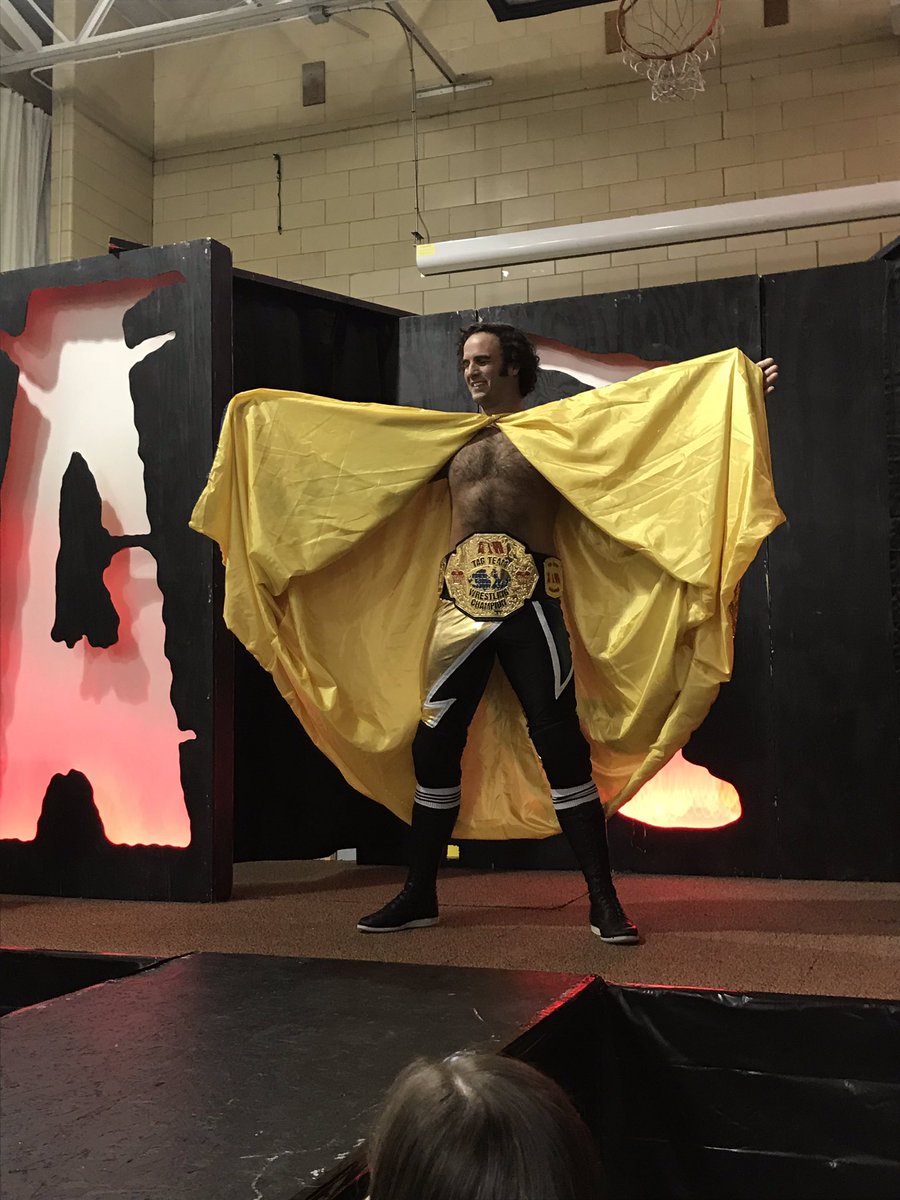 mrs25159's tweet photo. #theproduction #magnumCK #frankieflynn #derekdirection #areyounotsportsentertained #AIW #AIWRESTLING #hellonearth14 https://t.co/DYZB645jvU