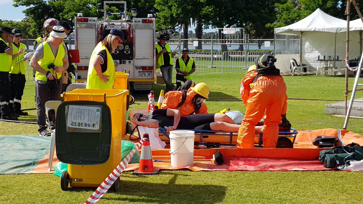ausgoldindustry's tweet photo. AmgloGold Ashanti Australia's Sunrise Dam #EmergencyResponse team stayed cool under pressure in today's HAZMAT scenario at Day 2 of @MERCinPerth. Come down & watch other @ausgoldindustry member teams battle it out in Langley Park! #mercinperth #merc2018 #ERT #gold #goldmining https://t.co/uhLhfad3Mo