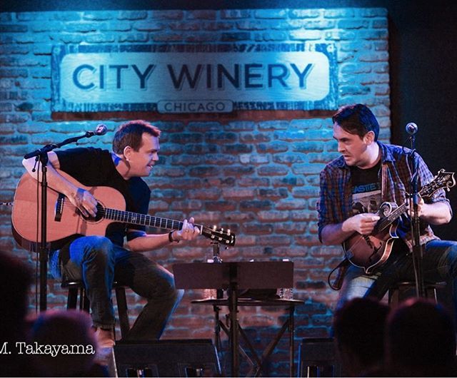 CityWineryCHI's tweet photo. A spectacular night with #30DB - @jeffaustin10 &amp; #BrendanBayliss (of @umphreysmcgee )! Photo: @janetmtakayama https://t.co/b4tCCM1Vnd https://t.co/ELTPxUn5JN